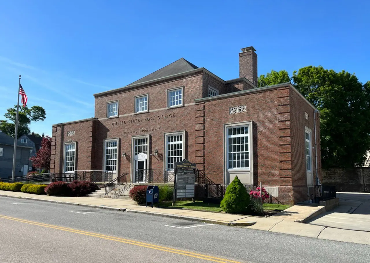 Gates Insurance Agency — office building