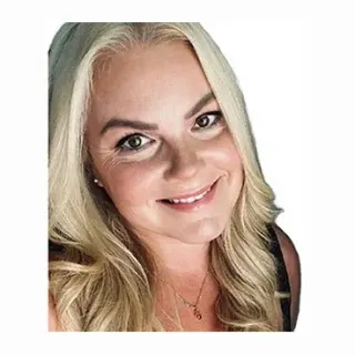 Heather Short, Commercial Lines Account Manager at JS Downey Insurance Service